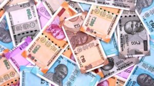 एच1बी वीजा फीस में बढ़ोतरी और FII की बिकवाली से टूटा रुपया, डॉलर के मुकाबले पहुंचा अब तक के सबसे निचले स्तर पर