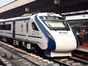 प्रधानमंत्री मोदी ने दिखाई 12वीं अमृत भारत एक्सप्रेस को हरी झंडी, बिहार से शीघ्र चलेंगी तीन और ट्रेने