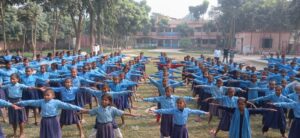 मध्य विद्यालय बेला पंचरुखी में सुरक्षित शनिवार कार्यक्रम, ठंड से बचाव के लिए छात्रों को दी गई विशेष प्रशिक्षण