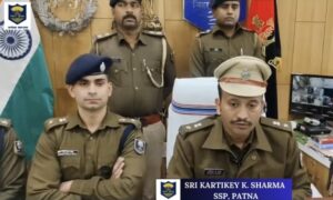 मनेर में मादक पदार्थ तस्करी गिरोह का भंडाफोड़,6 गिरफ्तार, भारी मात्रा में स्मैक-चरस व हथियार बरामद सहित सवा12 लाख नगद बरामद