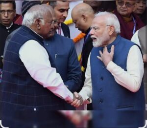 संसद सत्र की शुरुआत पर ‘ड्रामा बनाम डिलीवरी’ की जंग, पीएम मोदी का कांग्रेस पर तीखा प्रहार