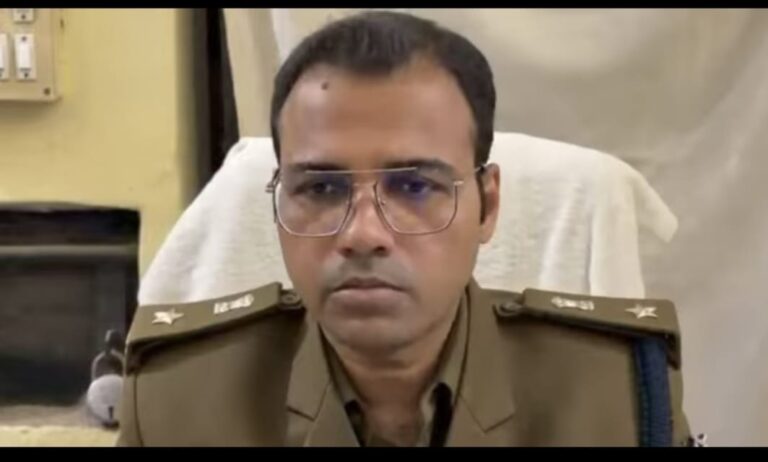 मोतिहारी में ‘पुलिस मित्र’ बहाली घोटाला: 41 बेरोजगारों से लाखों की ठगी, प्रशिक्षु आईपीएस के नेतृत्व में SIT गठित, कई थानेदारों पर भी जांच की आंच