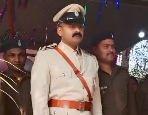 संवेदनशील पुलिस की मानवीय पहल, सूदखोर के चंगुल से गरीब ठेला चालक को मिला इंसाफ