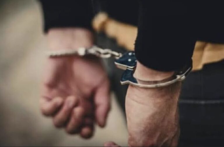 मधुबनी में हत्याकांड का आरोपी पुलिस की गोली से घायल, देसी पिस्तौल बरामद