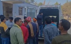 आधी रात का मौत बनकर दौड़ा ट्रक: सासाराम में स्कूल बस से टक्कर, दो शिक्षकों की दर्दनाक मौत