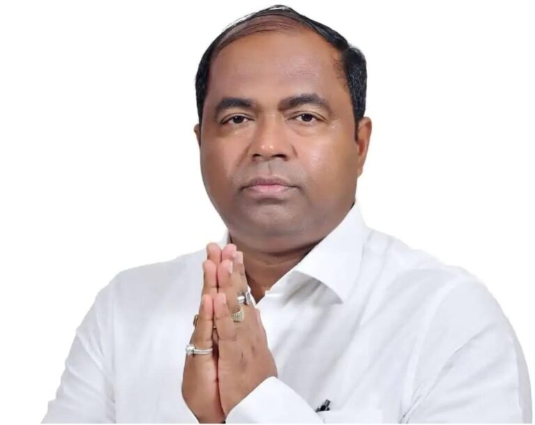 बिग ब्रेकिंग…पनोरमा ग्रुप में चल रही आयकर रेड मामले में बड़ा खुलासा… पूर्णिया निवासी ड्रग इंस्पेक्टर,दिल्ली की महिला सीए,पूर्णिया के पूर्व रजिस्ट्रार और सुपौल के एक चावल कारोबारी सहित आधे दर्जन लोग आयकर की रडार में